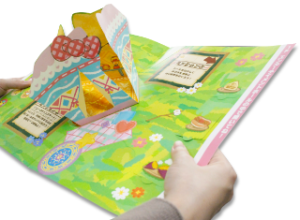 新体験で来場者の満足度UP！今までにない仕掛けのリーフレット