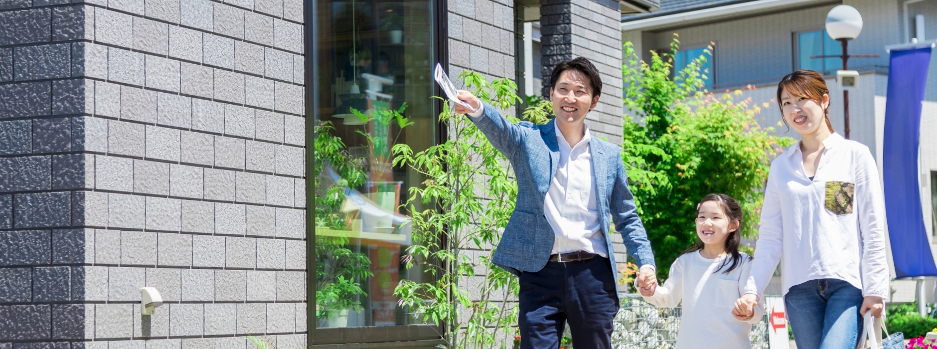 ビジョンメガネ様｜飛び出す仕掛けで来店率2.5倍