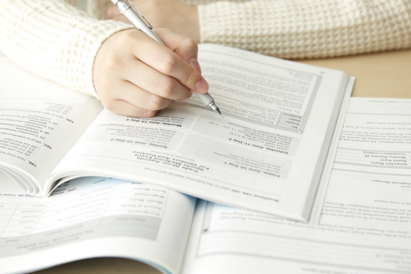 問題集テキスト冊子の使用風景