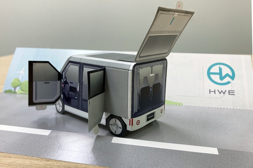 開口部もリアルに再現。ジオラマ風に飾れる